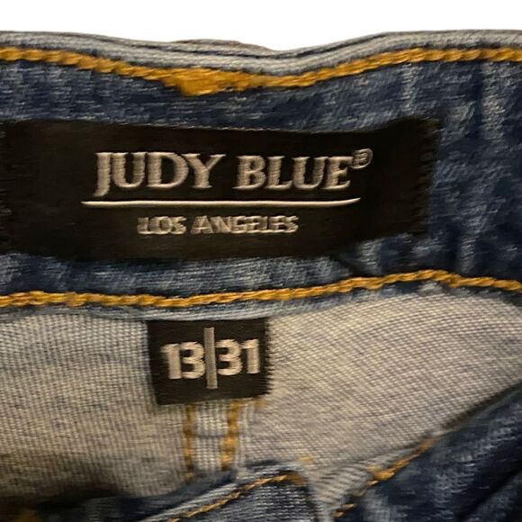 Judy Blue Sz 13/31 Blue Denim Distressed Shredded Slim Fit Stretch Boho Jeans - Picture 5 of 8